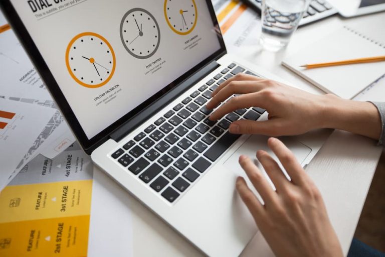 Cómo Integrar un Control Horario con un Sistema de RRHH
