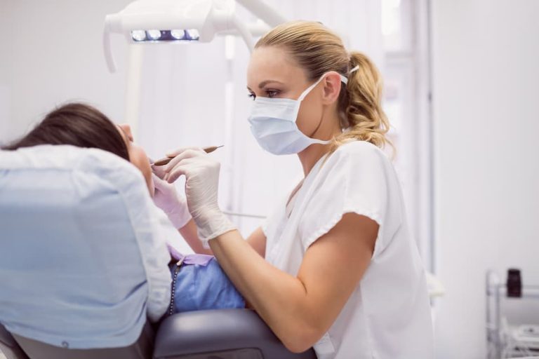 Cómo elegir la clínica dental perfecta en Tenerife